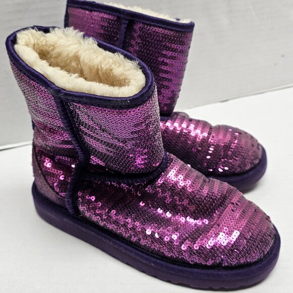Girls UGG Limited Edition Purple Pink Dark Sequin Short Pull On Kid Boots  2 32 - Picture 1 of 13